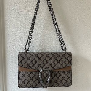 Shoulder/crossbody bag